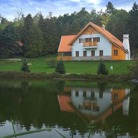 Alirét Vadászház Ságvár Exterior foto