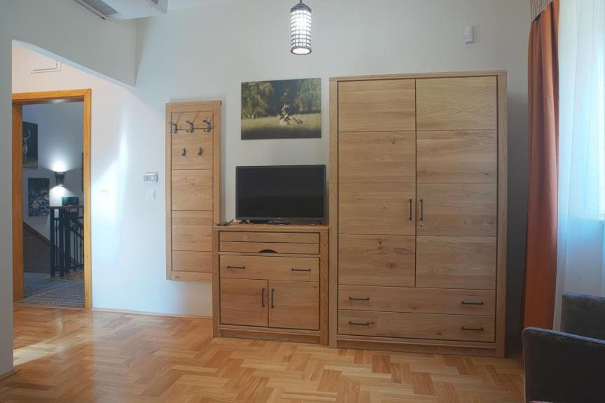 Alirét Vadászház Ságvár Exterior foto